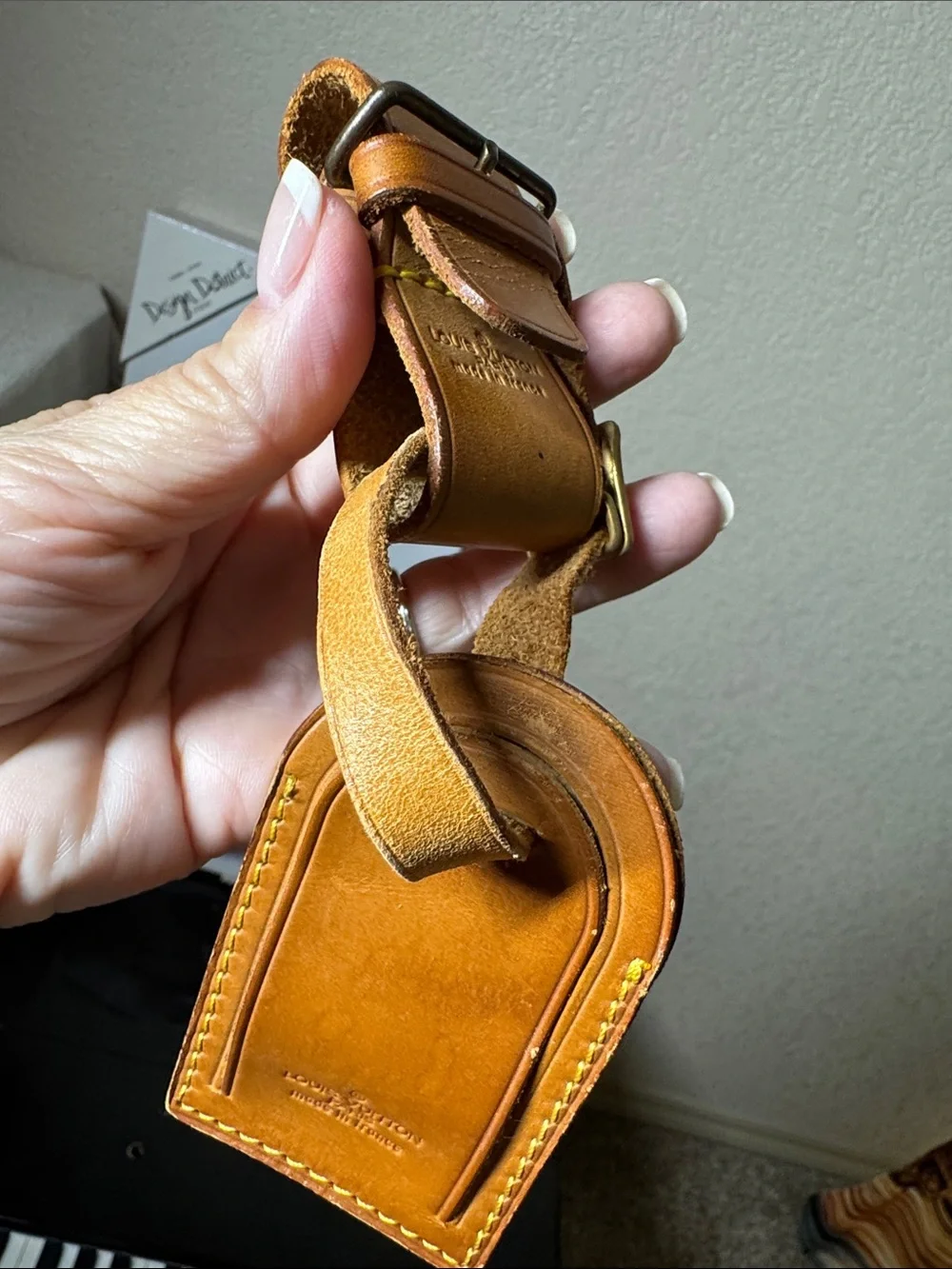 Louis Vuitton Original Brown Leather  Luggage Tag & Poignet Set